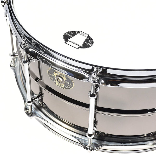 Top Ludwig Black Magic Snare