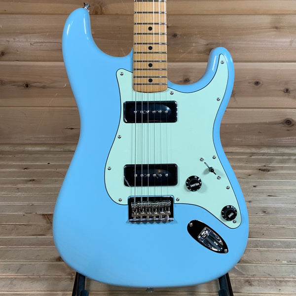 Fender Noventa Stratocaster Electric Guitar - Daphne Blue - Huber