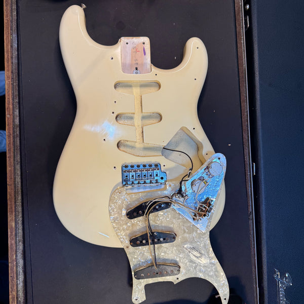 Fender 1985 Stratocaster Electric Guitar USED - Olympic White