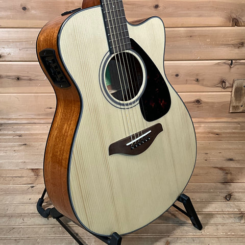 Yamaha FSX800C Acoustic Guitar - Natural