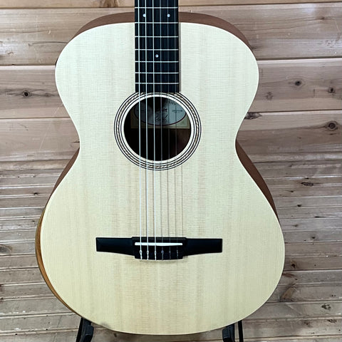 Taylor Academy 12e-N Acoustic Guitar - Natural