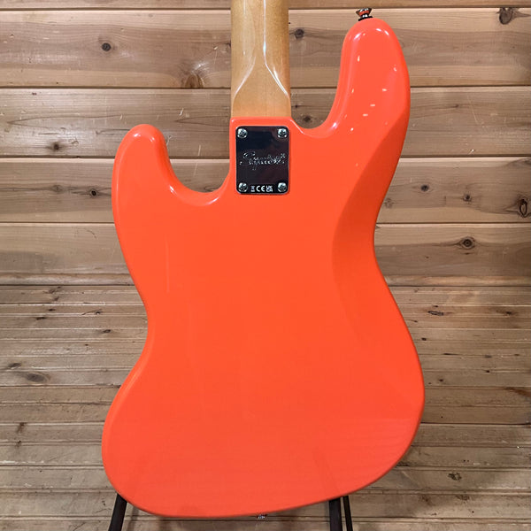 Squier Classic Vibe 60's Jazz Bass - Tahitian Coral