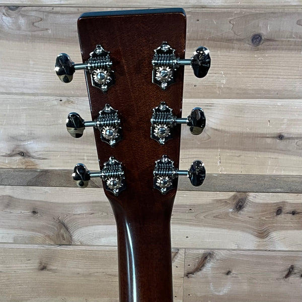 Martin D-18 Authentic 1937 Acoustic Guitar - Natural