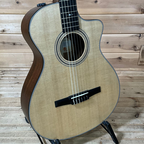Taylor 312ce-N Acoustic Guitar - Natural