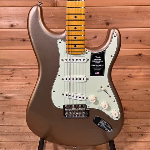 Fender American Professional Classic Stratocaster Electric Guitar - Faded Firemist Gold