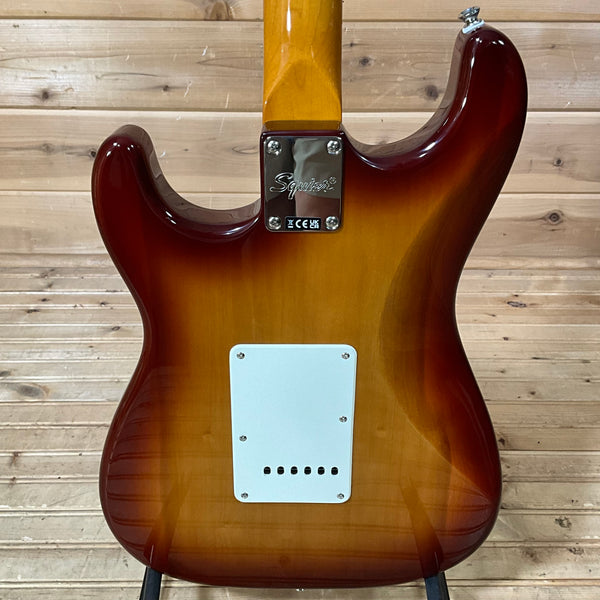 Squier Limited Edition Classic Vibe 60s Stratocaster HSS Electric Guitar - Sienna Sunburst