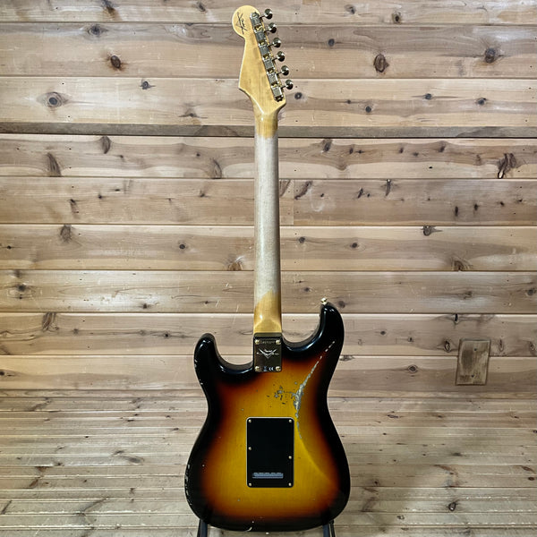 Fender Custom Shop Stevie Ray Vaughan Signature Stratocaster Relic Electric Guitar - Faded 3 Color Sunburst