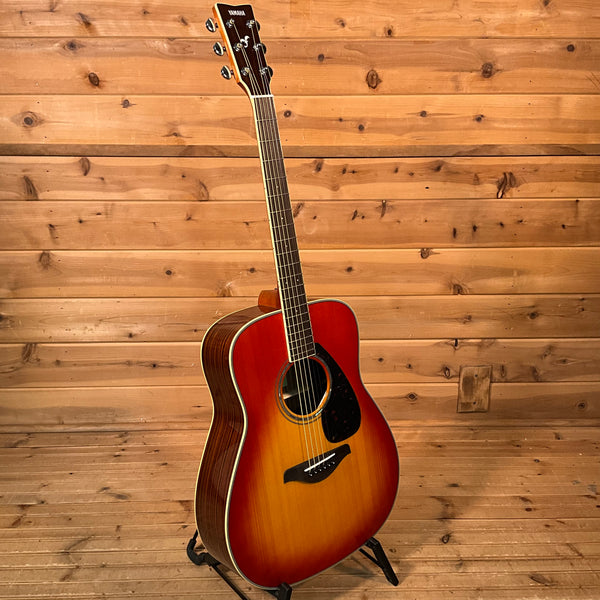 Yamaha FG830 Dreadnought Acoustic Guitar - Autumn Burst
