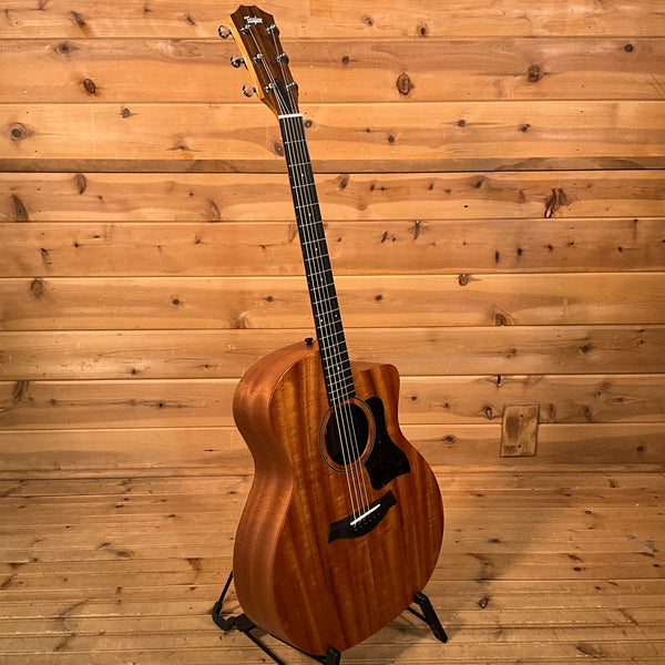 Taylor 24ce Acoustic Guitar - Natural