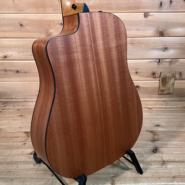 Taylor 110ce Acoustic Guitar - Natural