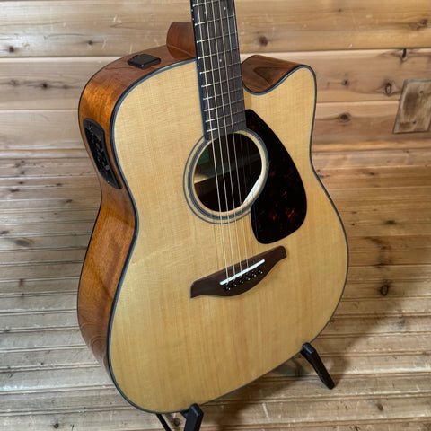 Yamaha FGX800C Acoustic Guitar - Natural