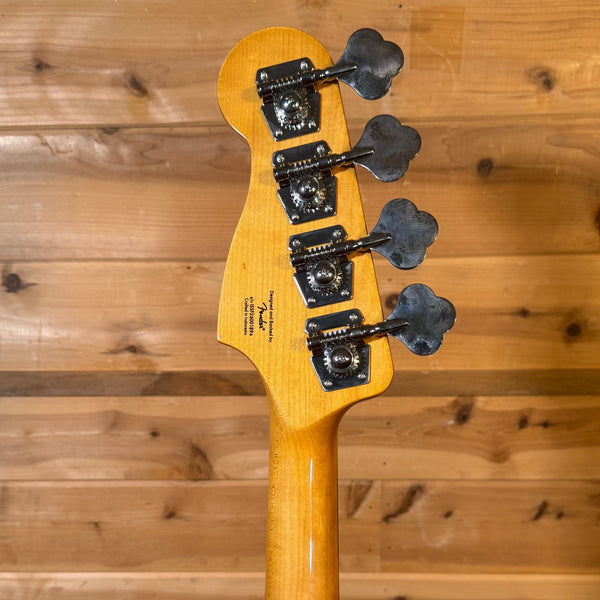 Squier Classic Vibe '70s Precision Electric Bass Guitar - Walnut