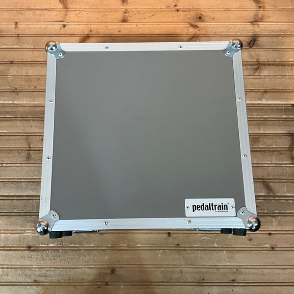 Voodoo Lab Pedal Power 2 & Pedaltrain Classic JR Pedal Board USED