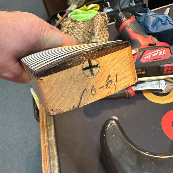 Fender Vintage 1961 Stratocaster Electric Guitar USED - 3 Tone Sunburst