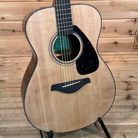 Yamaha FS800J Acoustic Guitar - Natural