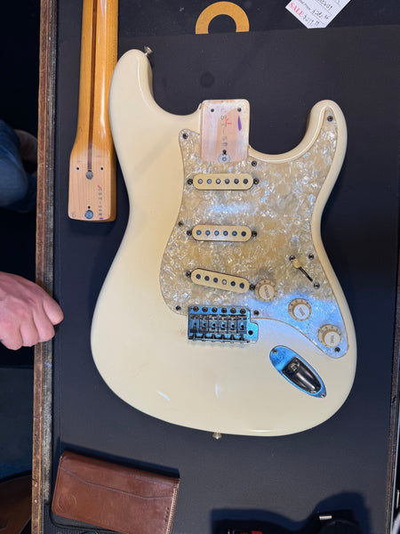 Fender 1985 Stratocaster Electric Guitar USED - Olympic White