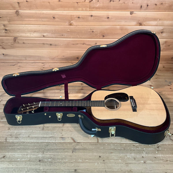 Martin D-18 Modern Deluxe Acoustic Guitar - Natural