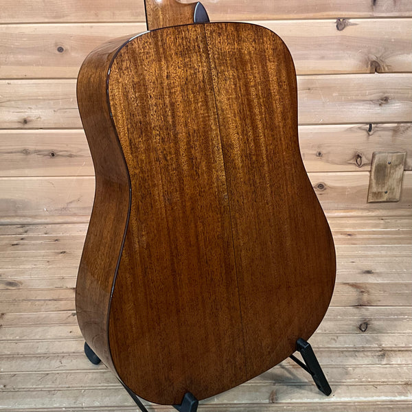 Martin D-18 Modern Deluxe Acoustic Guitar - Natural