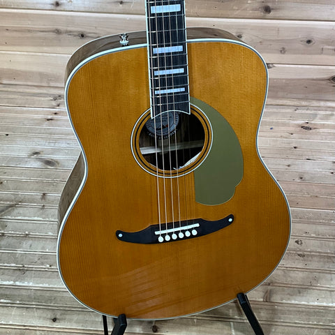 Fender Palomino Vintage Acoustic Guitar - Aged Natural