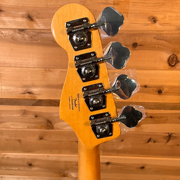 Squier Classic Vibe 60's Jazz Bass - Tahitian Coral