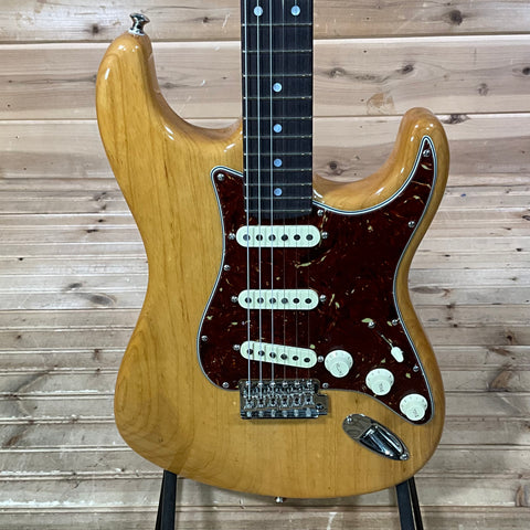 Fender Custom Shop American Custom Stratocaster Electric Guitar - Amber Natural