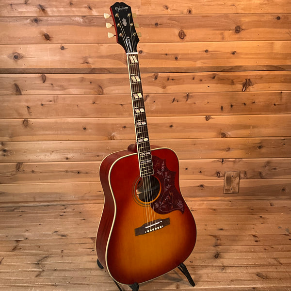 Epiphone Hummingbird Standard Acoustic Guitar - Cherry Sunburst