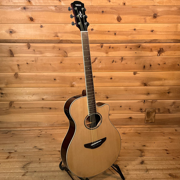 Yamaha APX600 Thinline Acoustic Guitar - Natural