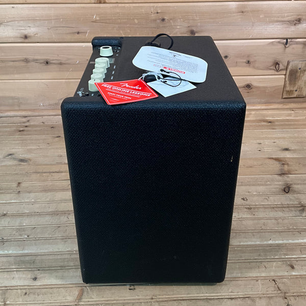Fender Rumble LT25 Bass Combo Amplifier USED - Black