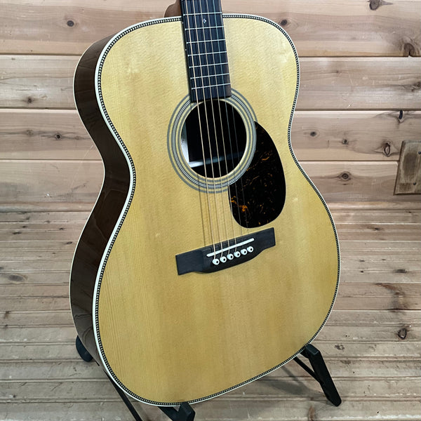 Martin OM-28 Acoustic Guitar - Natural
