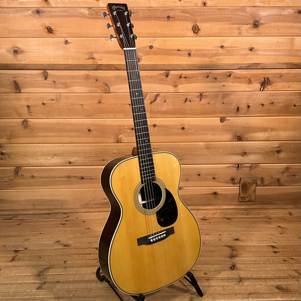 Martin OM-28 Acoustic Guitar - Natural