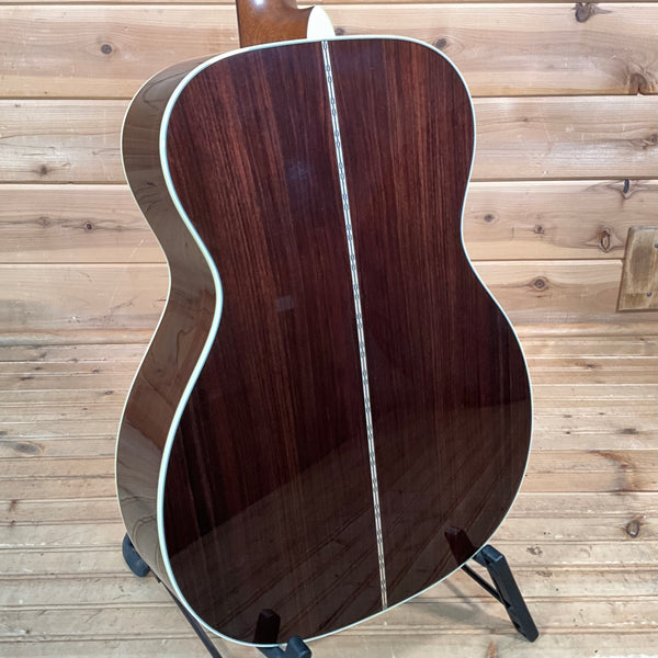 Martin OM-28 Acoustic Guitar - Natural