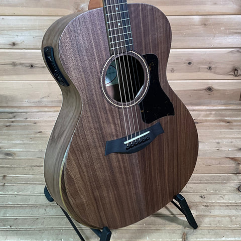 Taylor Academy 22e Acoustic Guitar - Natural