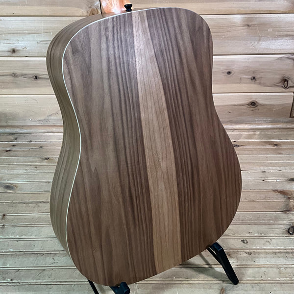 Taylor Big Baby Acoustic Guitar - Natural