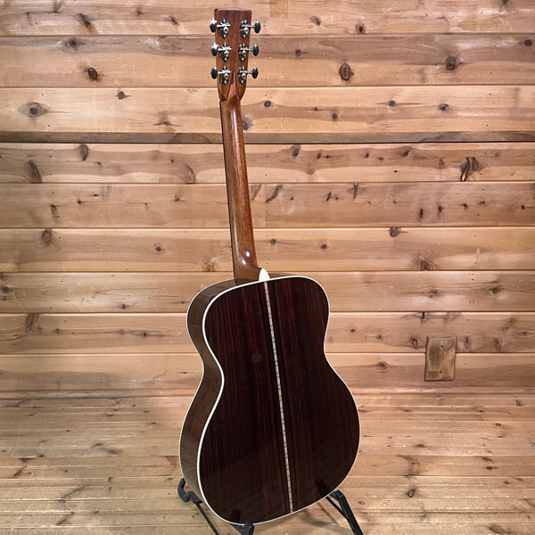 Martin OM-28 Acoustic Guitar - Natural