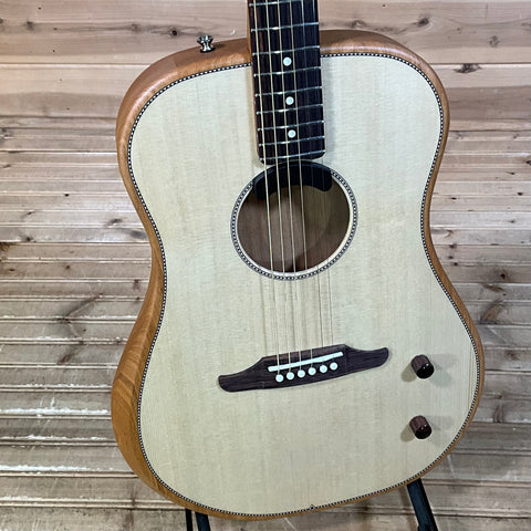 Fender Highway Series Dread Spruce Acoustic Guitar - Natural