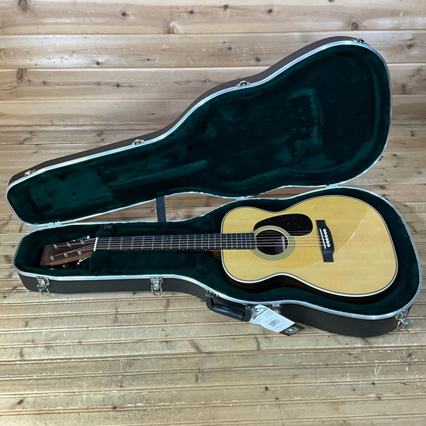 Martin 00-28 Acoustic Guitar - Natural