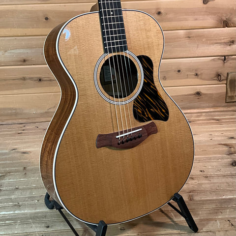 Taylor Gold Label 512e Acoustic Guitar - Natural
