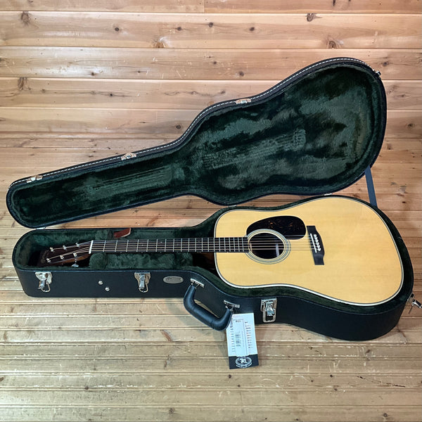 Martin Super HD-28 Acoustic Guitar - Natural