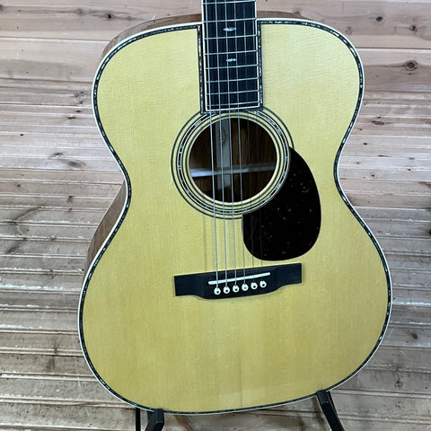 Martin Custom OM Italian Spruce/Guatemalan Rosewood Acoustic Guitar - Natural