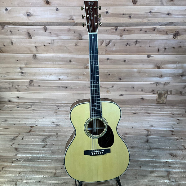 Martin Custom OM Italian Spruce/Guatemalan Rosewood Acoustic Guitar - Natural