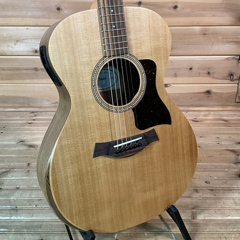 Taylor Academy 12e Acoustic Guitar DEMO - Natural
