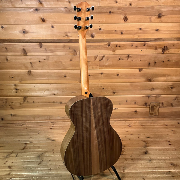 Taylor Academy 12e Acoustic Guitar DEMO - Natural