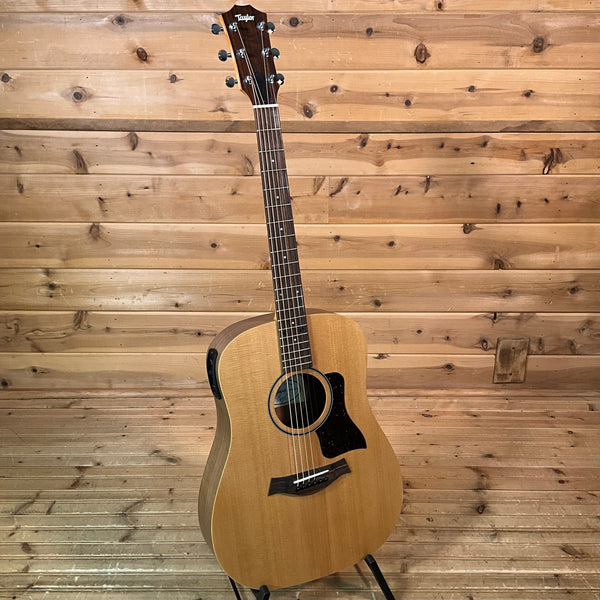 Taylor Big Baby BBTe Acoustic Guitar DEMO - Natural