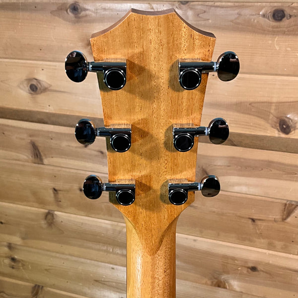 Taylor Big Baby BBTe Acoustic Guitar DEMO - Natural