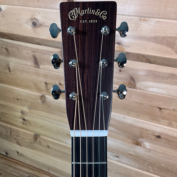 Martin OM-28 Acoustic Guitar - Natural