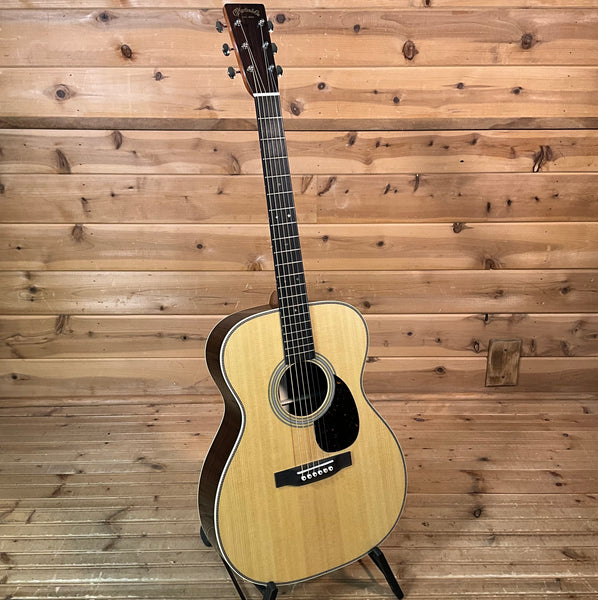 Martin OM-28 Acoustic Guitar - Natural