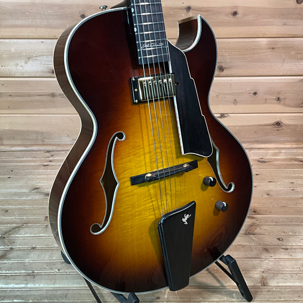 Eastman AR480CE Electric Guitar - Sunburst