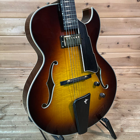 Eastman AR480CE Electric Guitar - Sunburst