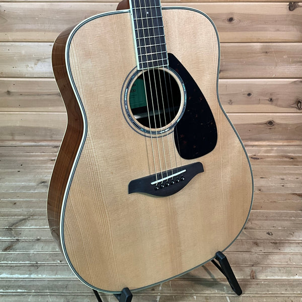 Yamaha FG830 Dreadnought Acoustic Guitar - Natural