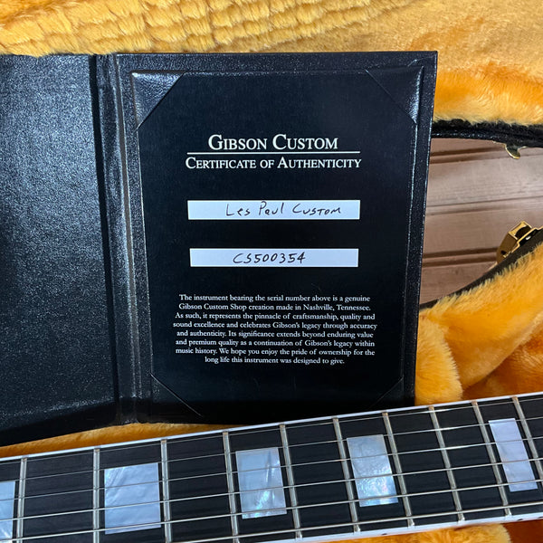 Gibson Les Paul Custom with Ebony Fingerboard - Alpine White